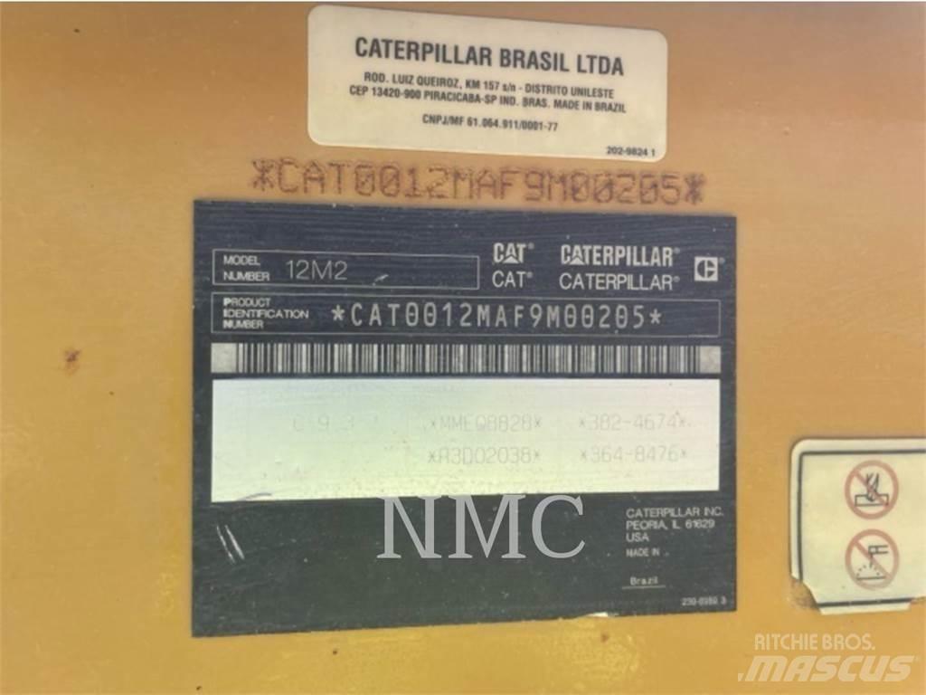 CAT 12M Niveleuse
