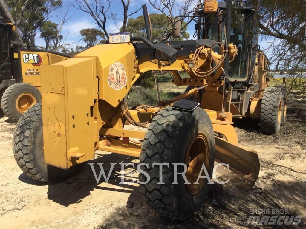 CAT 12M Niveleuse