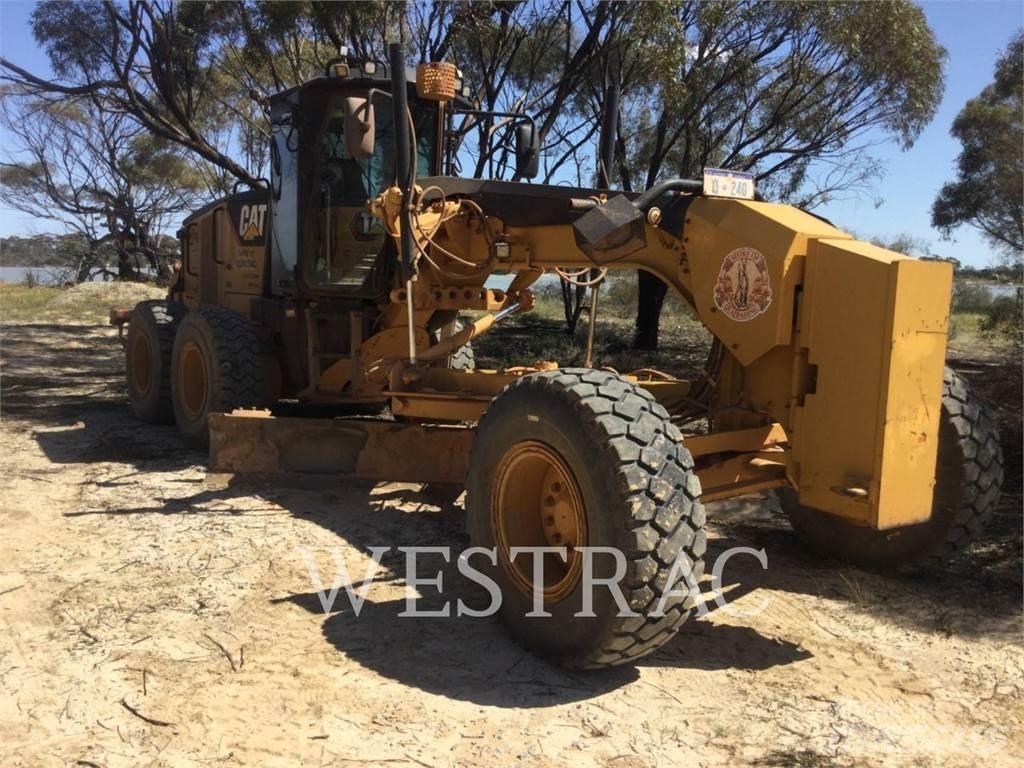 CAT 12M Niveleuse