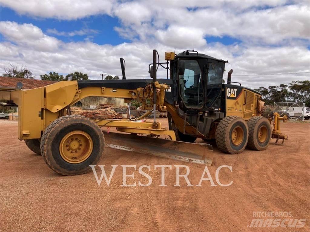 CAT 12M Niveleuse