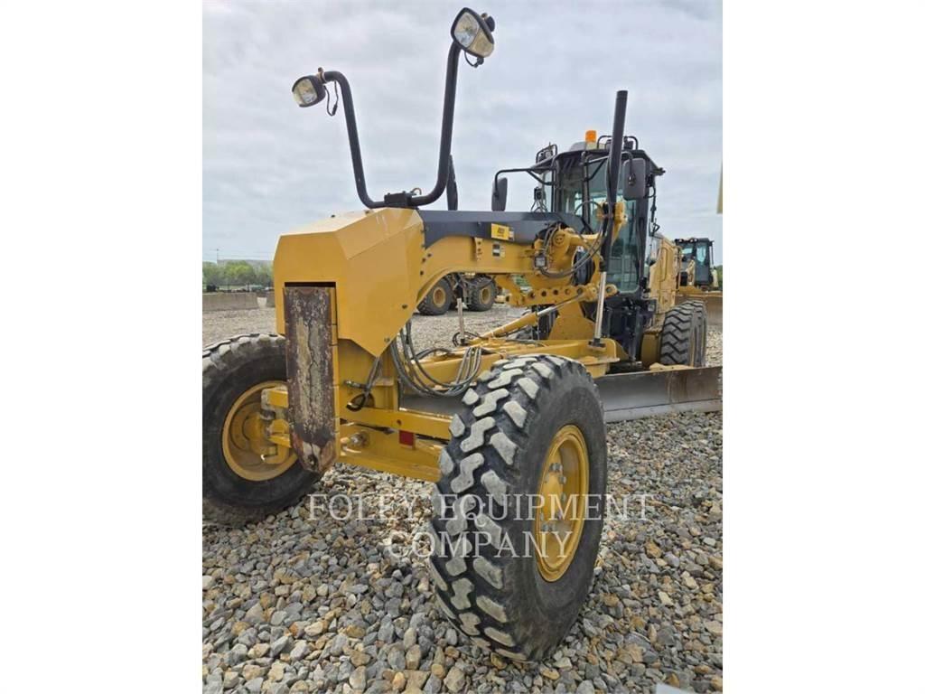 CAT 12M2 Niveleuse