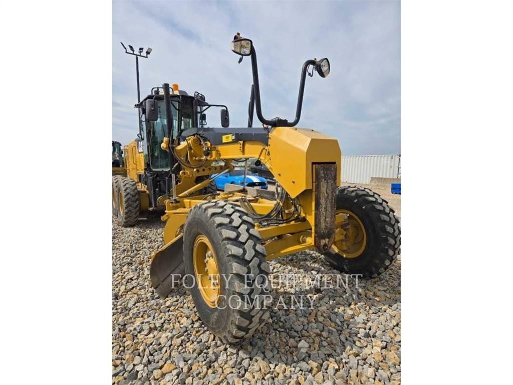 CAT 12M2 Niveleuse