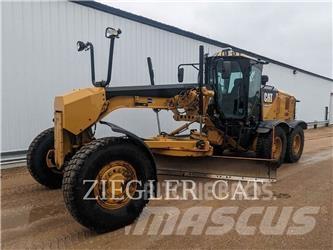 CAT 12M2AWD Niveleuse
