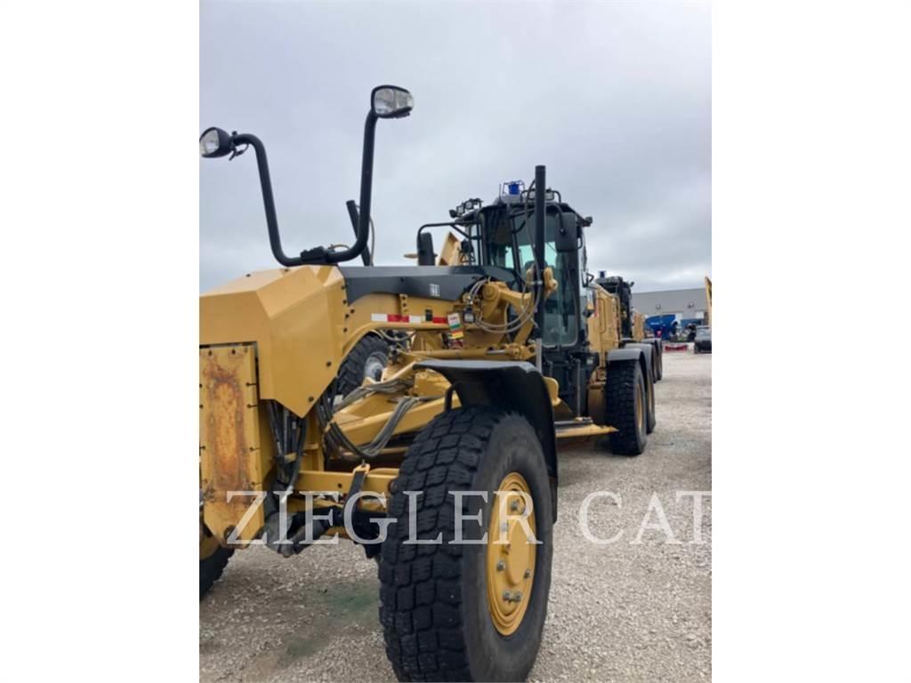CAT 12M2AWD Niveleuse