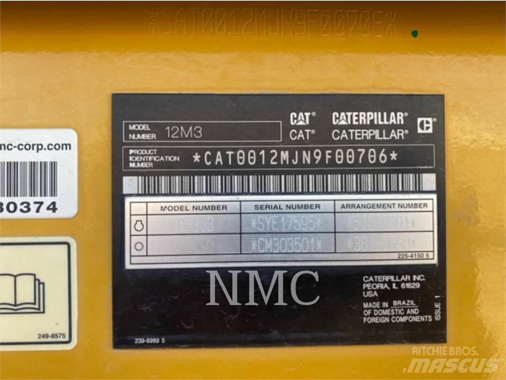CAT 12M3 Niveleuse