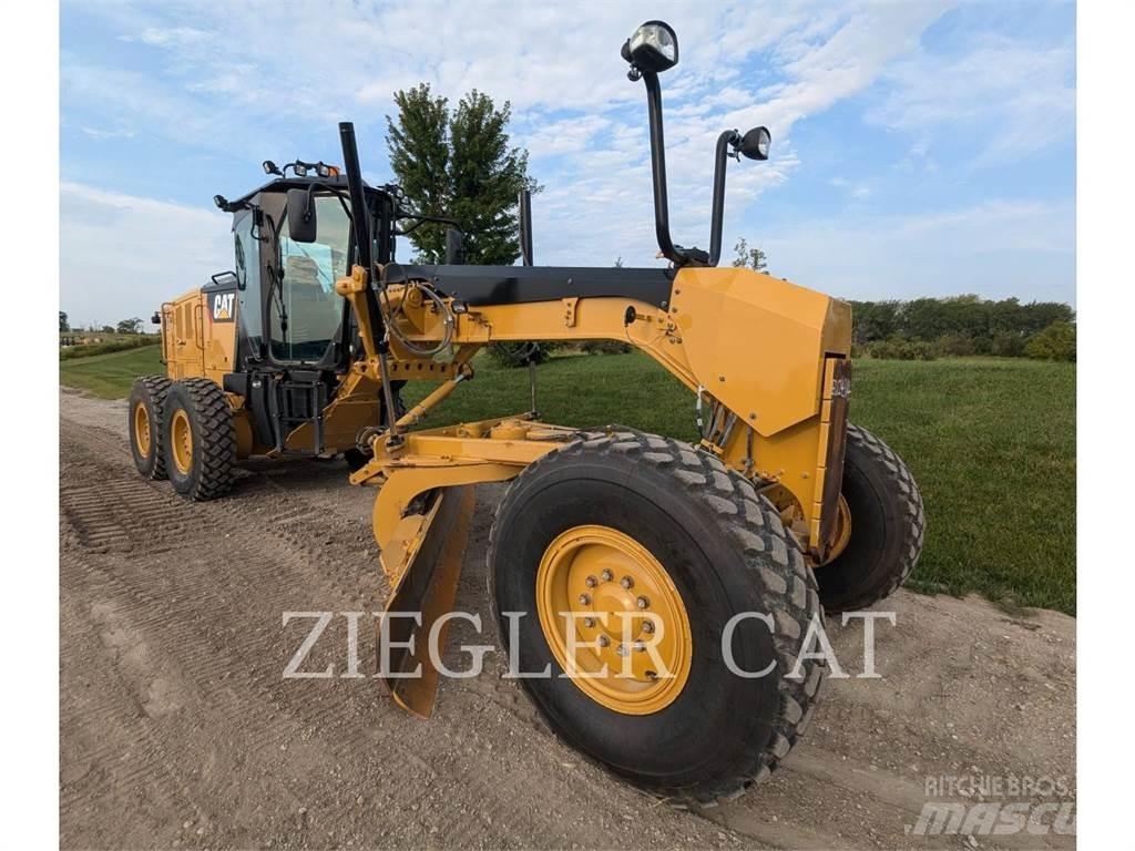 CAT 12M3 Niveleuse