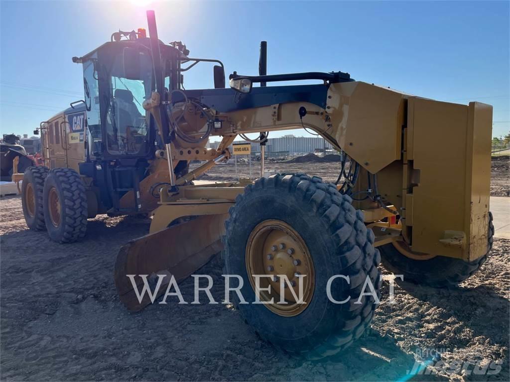 CAT 12M3 Niveleuse