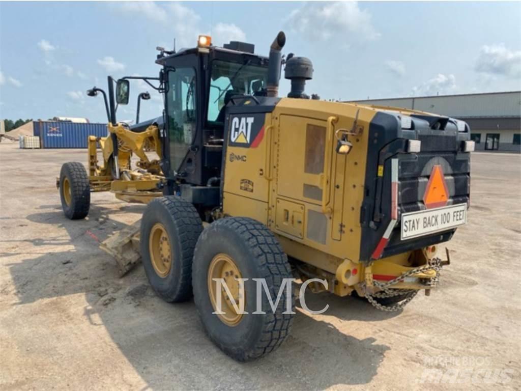 CAT 12M3 Niveleuse