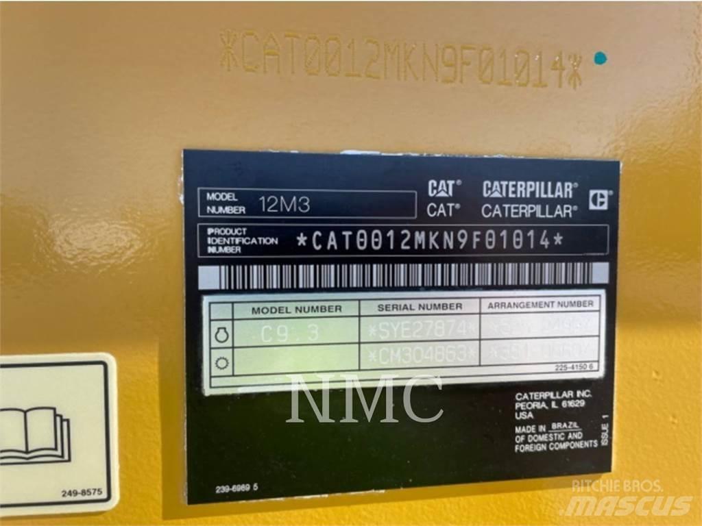 CAT 12M3 Niveleuse