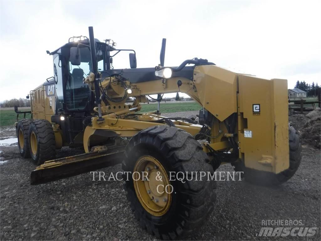 CAT 12M3 Niveleuse