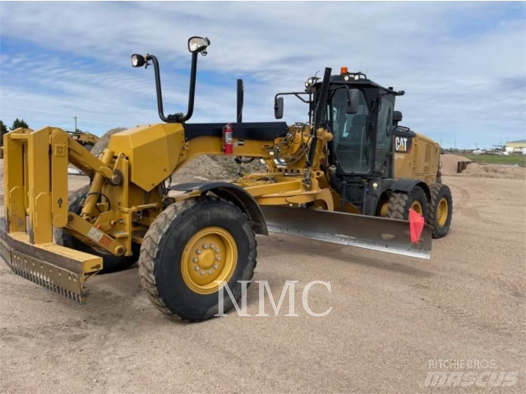 CAT 12M3 Niveleuse