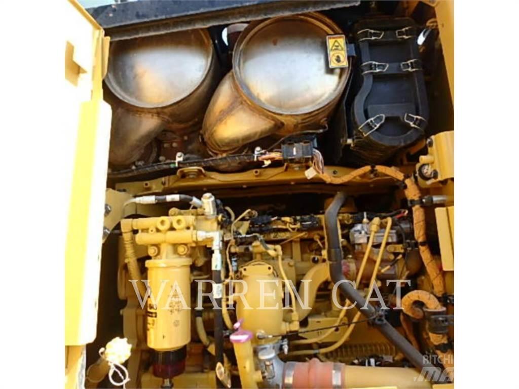 CAT 12M3 Niveleuse