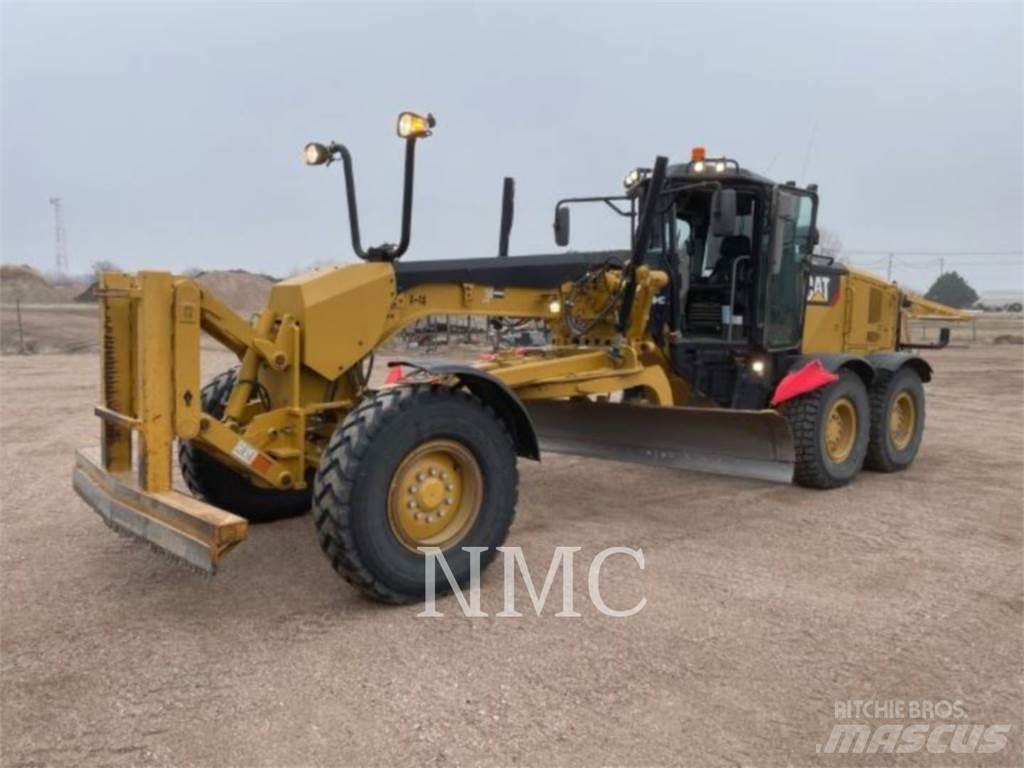 CAT 12M3 Niveleuse