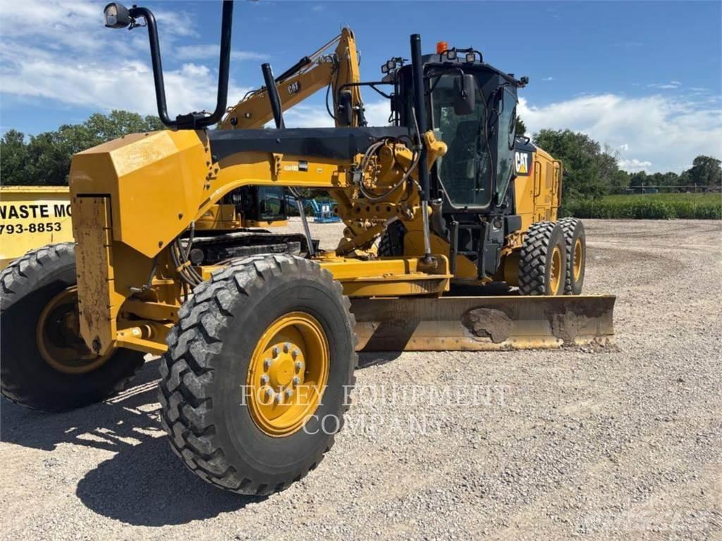 CAT 12M3 Niveleuse