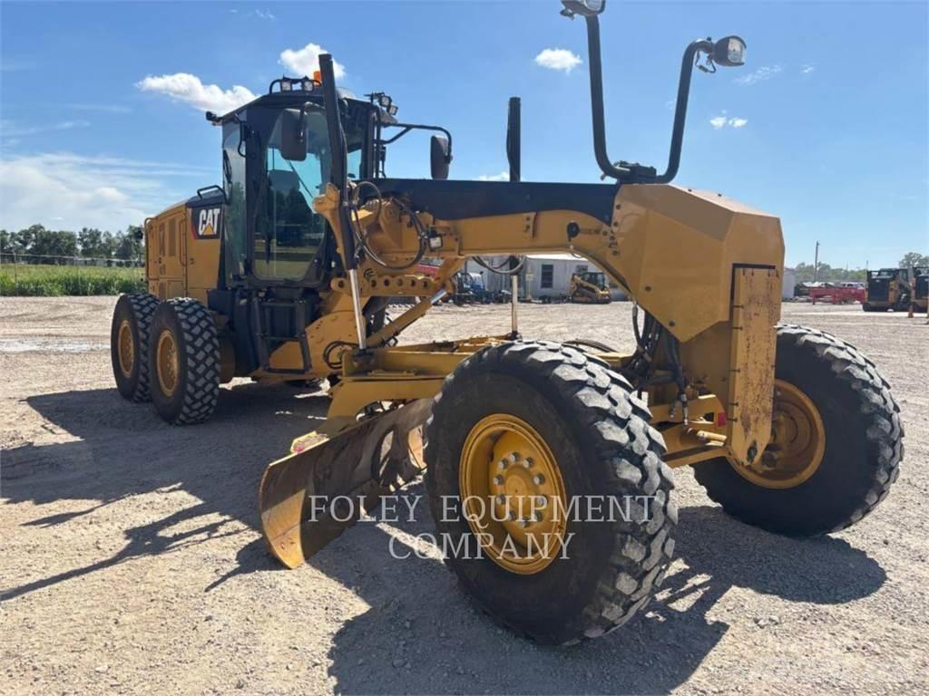 CAT 12M3 Niveleuse