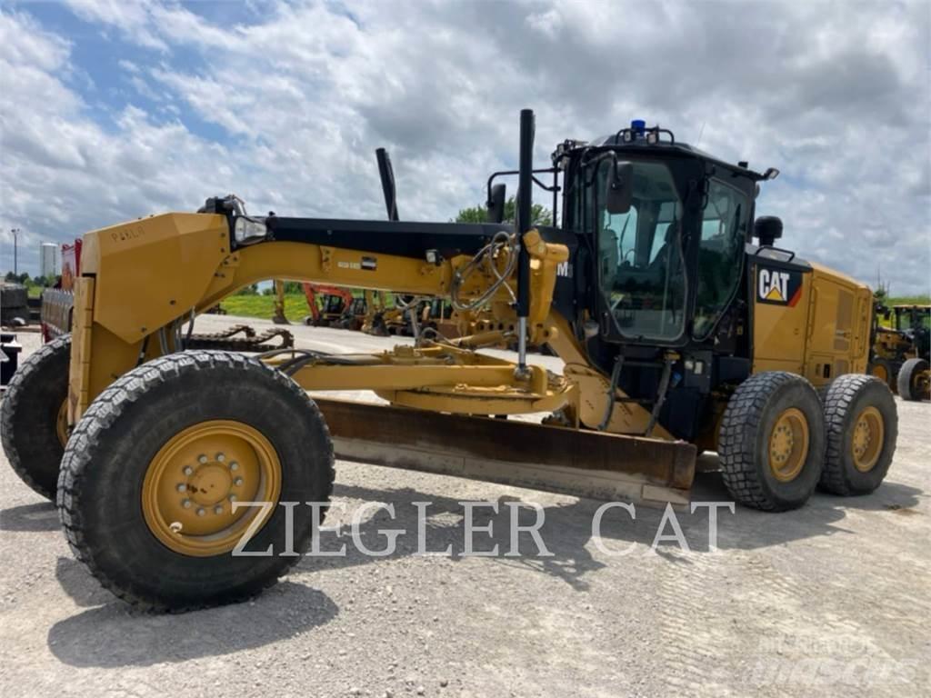 CAT 12M3 Niveleuse