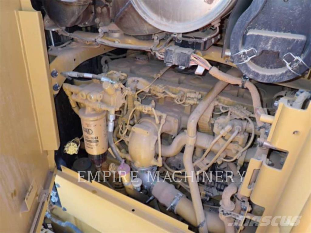 CAT 12M3 Niveleuse
