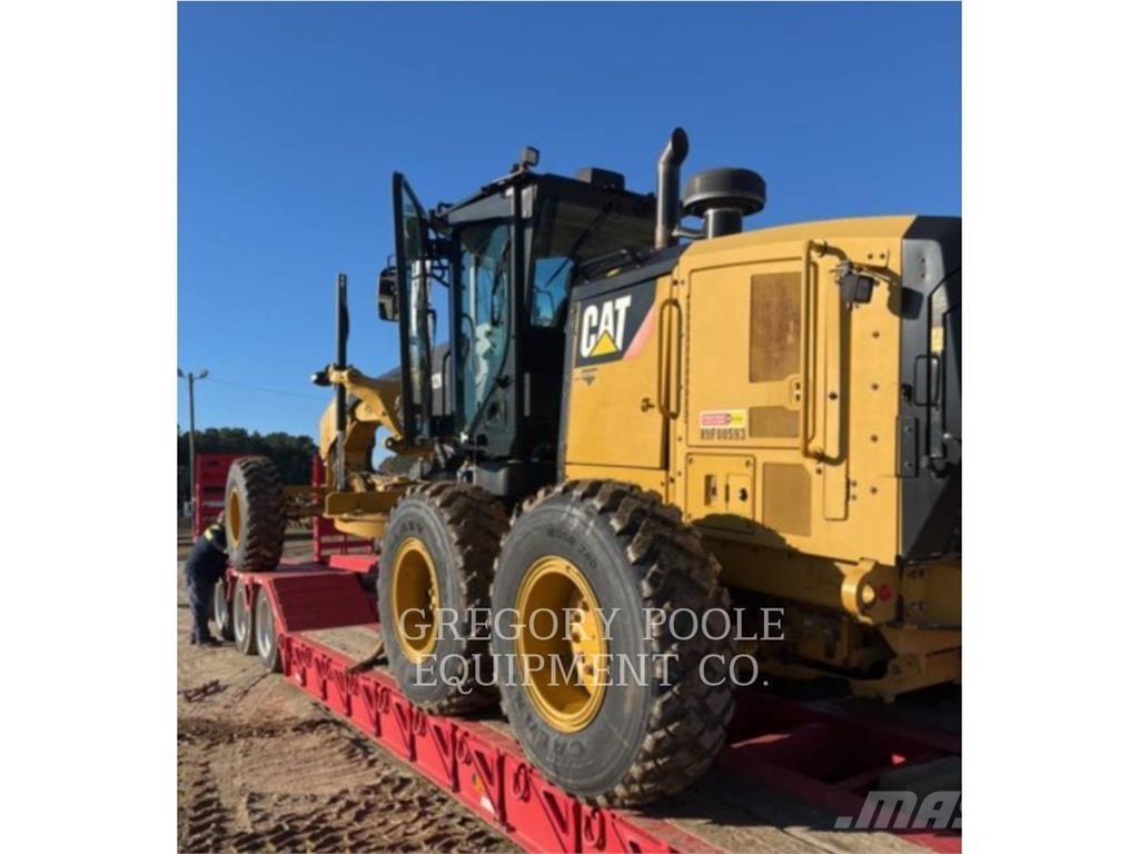 CAT 12M3 Niveleuse