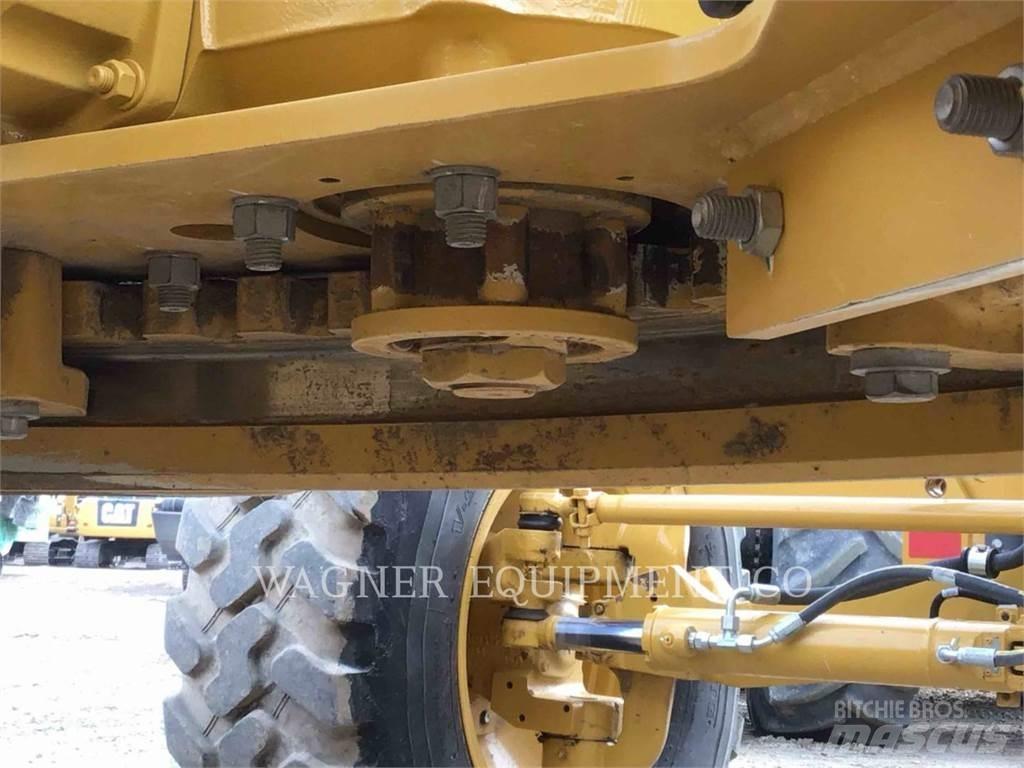 CAT 12M3 Niveleuse