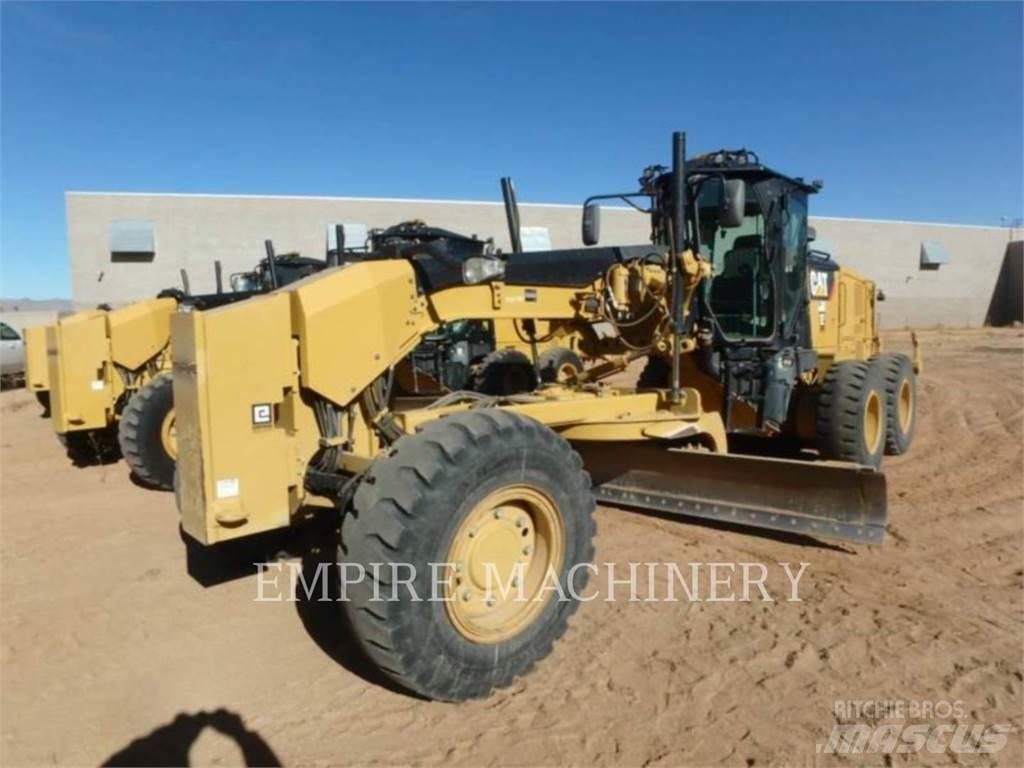 CAT 12M3 AWD Niveleuse