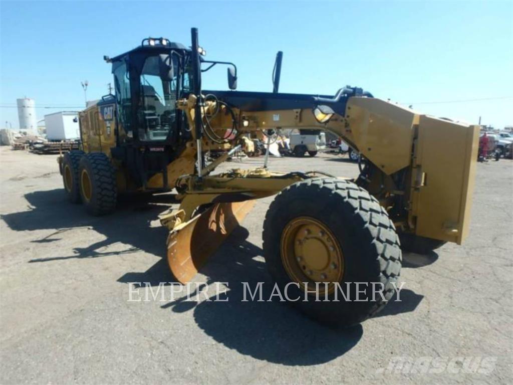 CAT 12M3 AWD Niveleuse