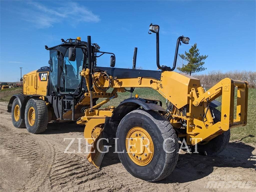 CAT 12M3AWD Niveleuse