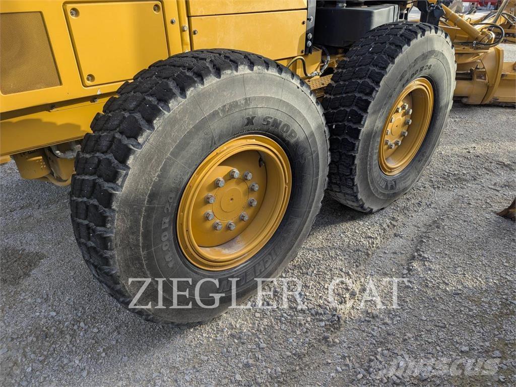 CAT 12M3AWD Niveleuse