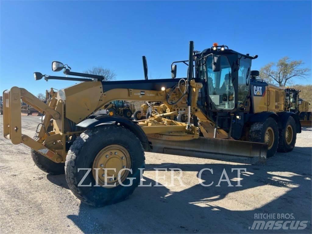 CAT 12M3AWD Niveleuse