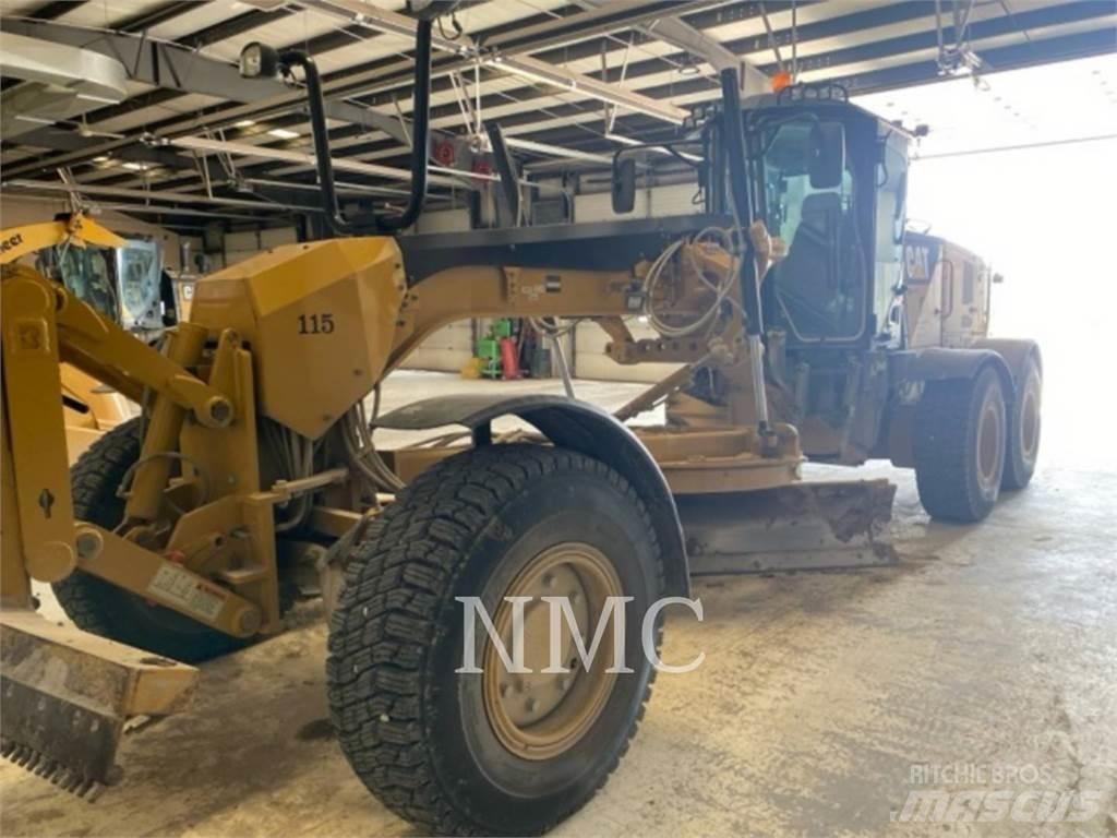 CAT 12M3AWD Niveleuse