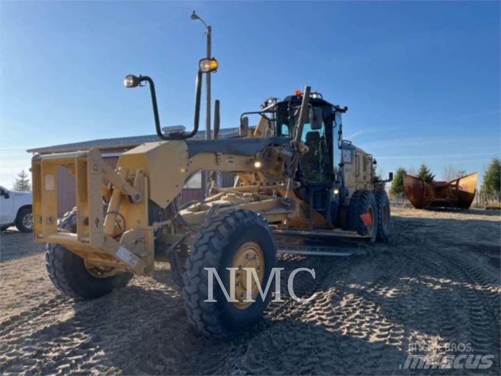 CAT 12M3AWD Niveleuse