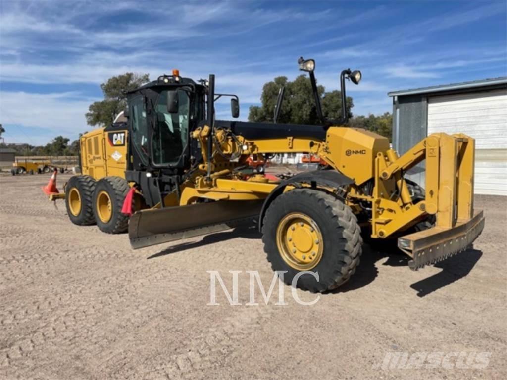 CAT 12M3AWD Niveleuse