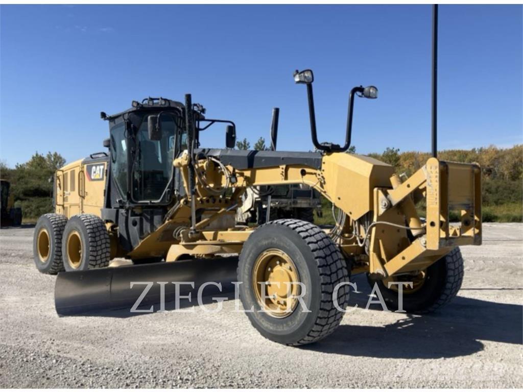 CAT 12M3AWD Niveleuse