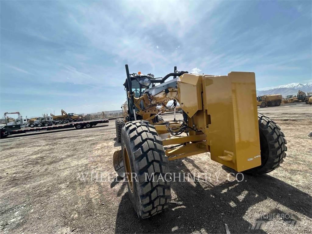 CAT 140 Niveleuse