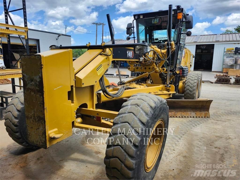 CAT 140 Niveleuse