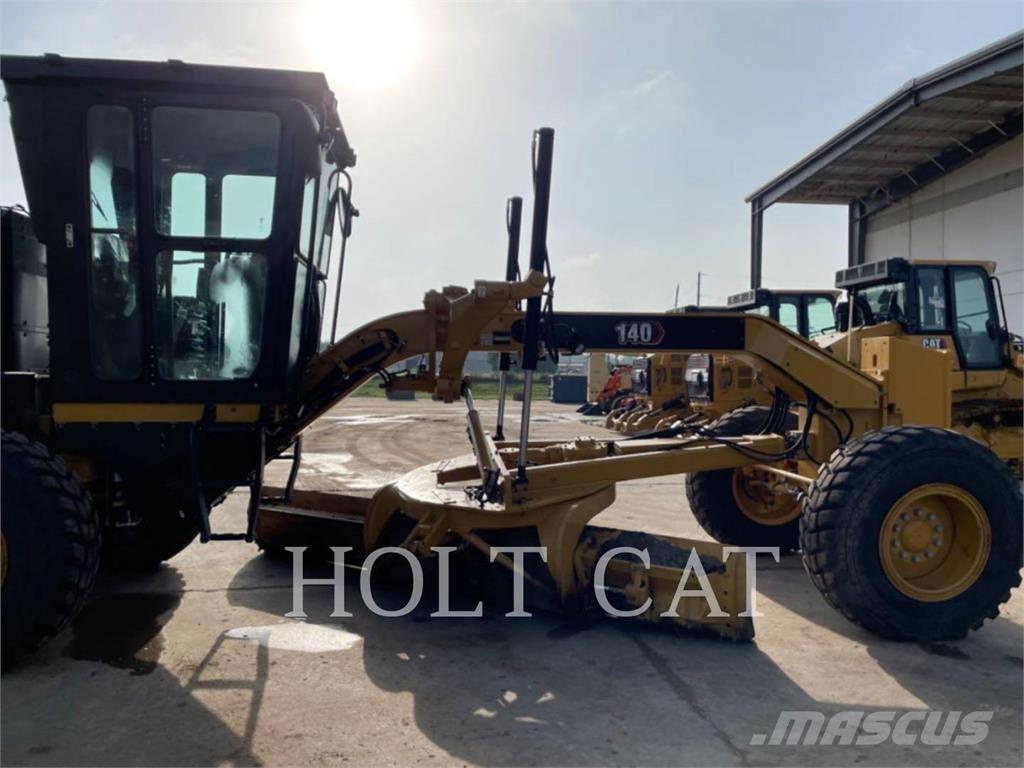 CAT 140 Niveleuse