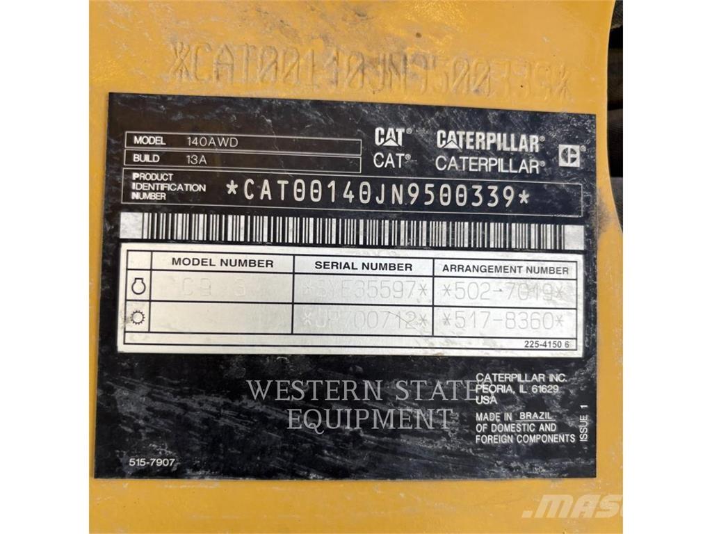 CAT 140 Niveleuse