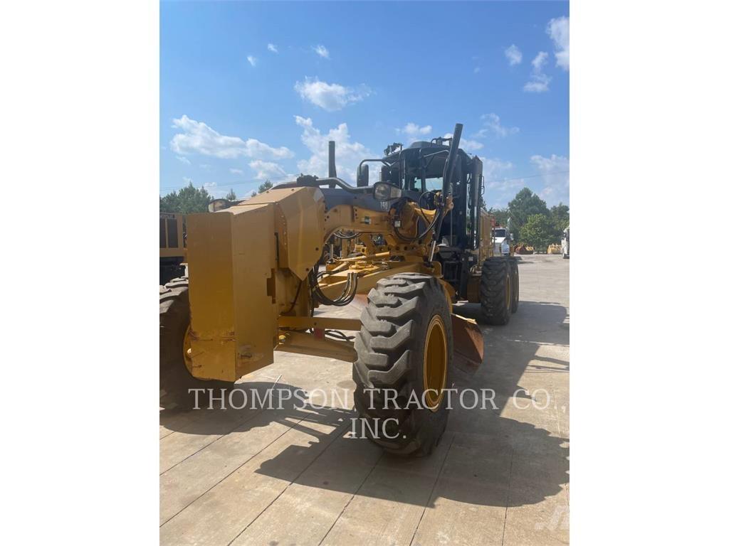 CAT 140 Niveleuse