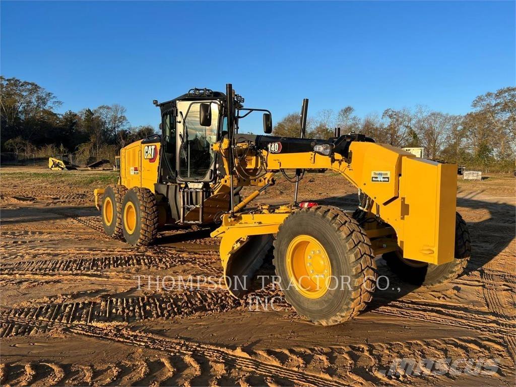 CAT 140 Niveleuse