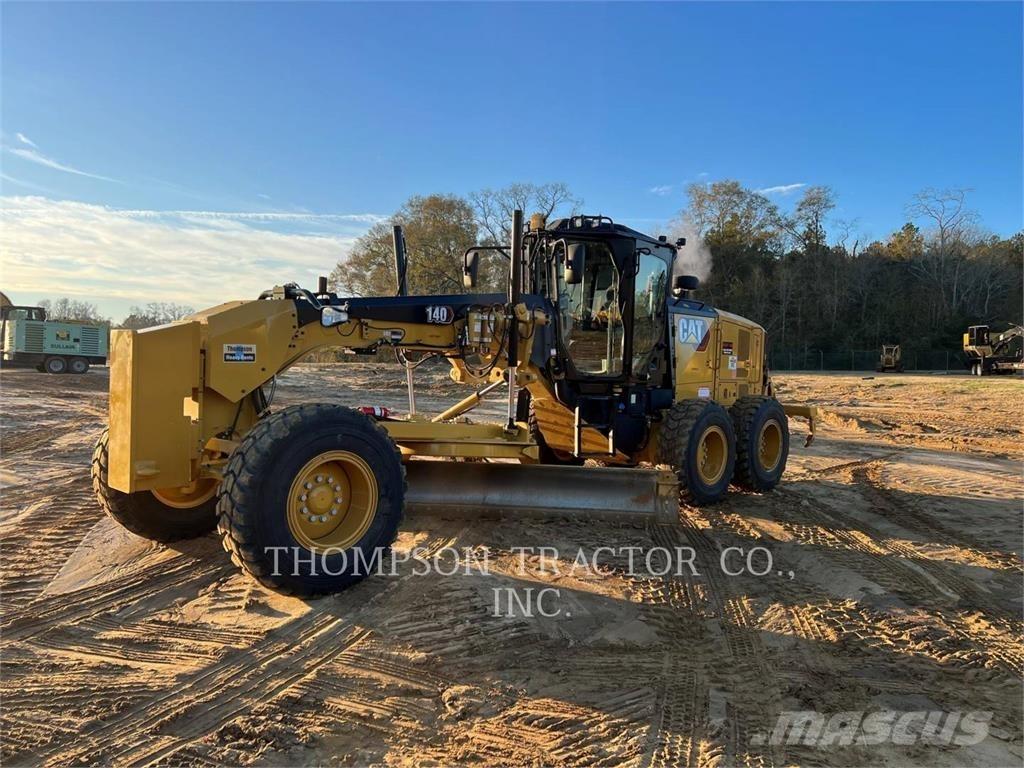 CAT 140 Niveleuse
