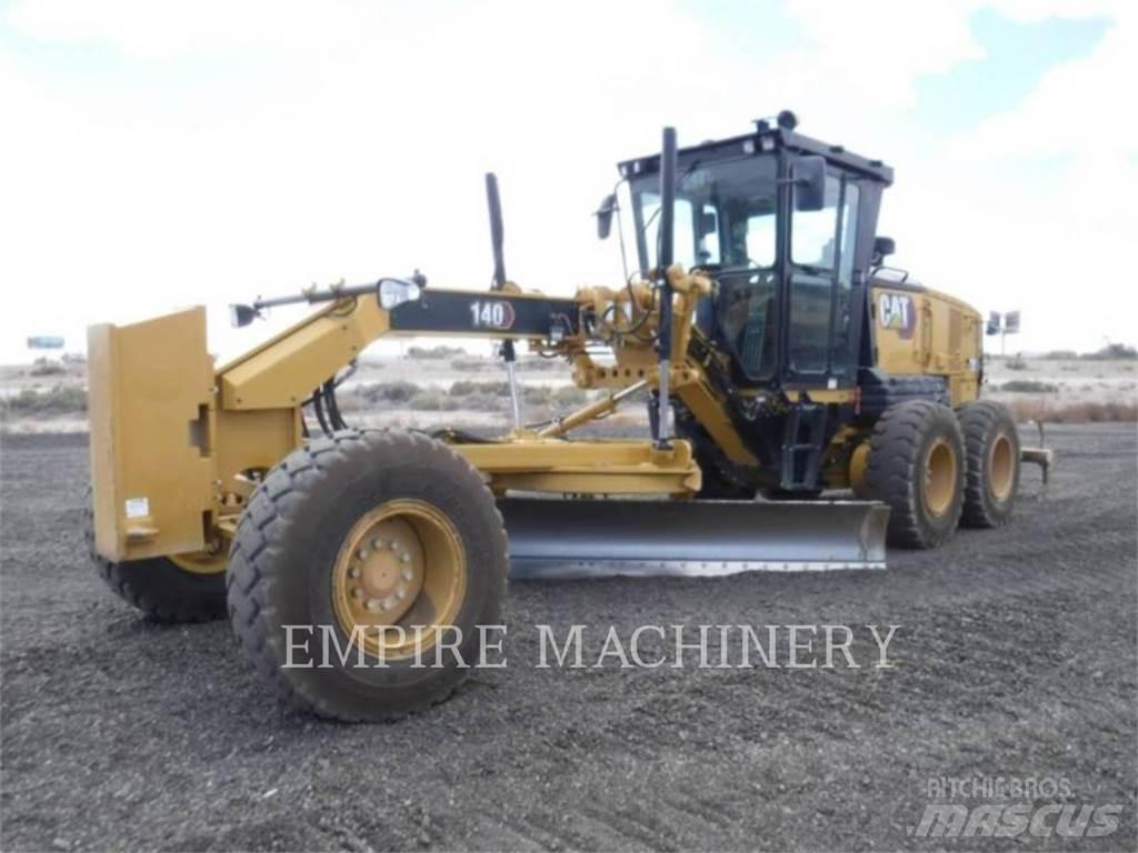 CAT 140-13 Niveleuse