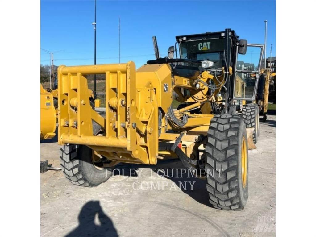 CAT 140-13AWL Niveleuse
