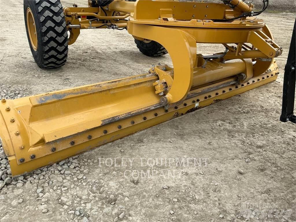 CAT 140-13AWL Niveleuse