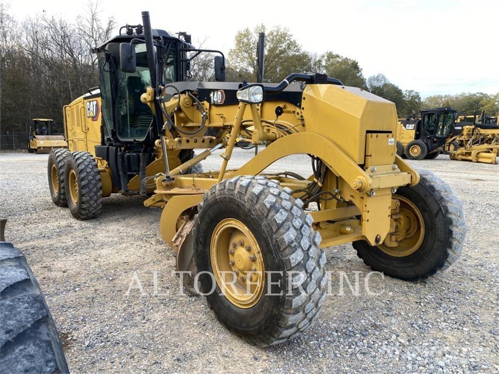 CAT 140-15 Niveleuse