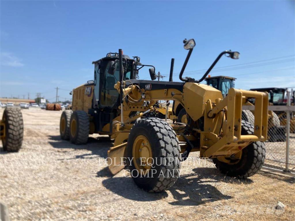 CAT 140-15AWJ Niveleuse