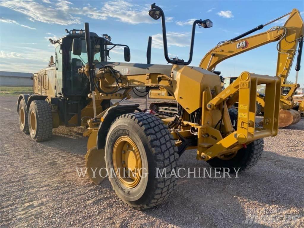 CAT 140 AWD Niveleuse