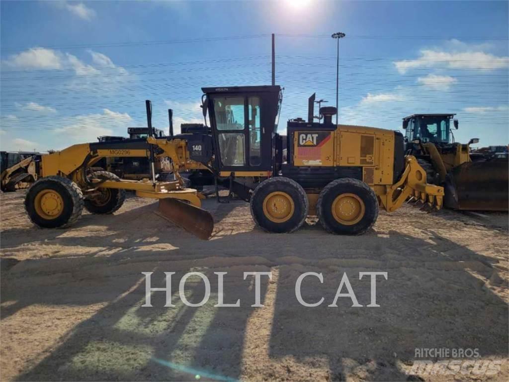 CAT 140 AWD Niveleuse