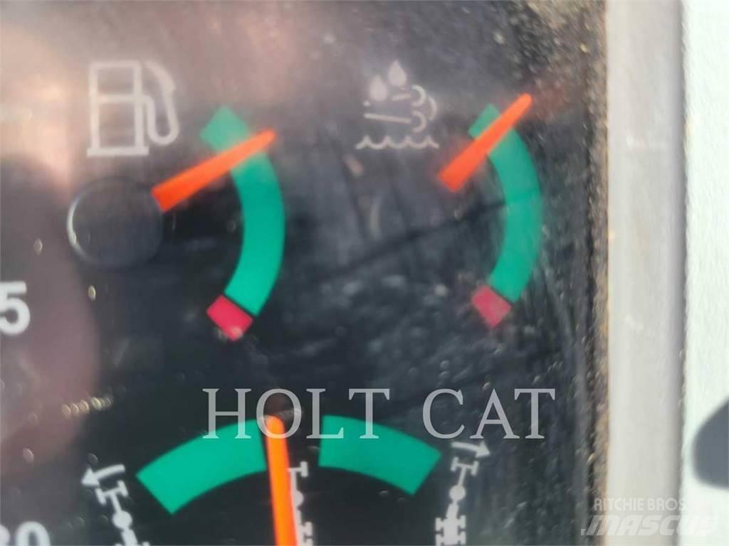 CAT 140 AWD Niveleuse