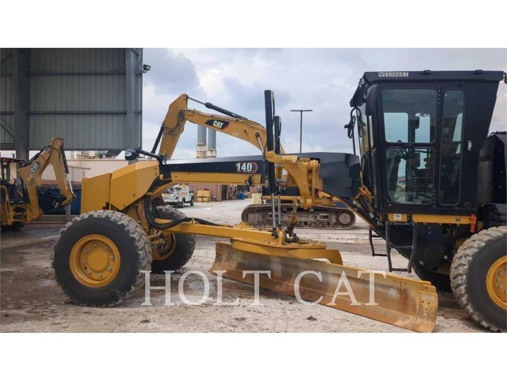 CAT 140 AWD Niveleuse