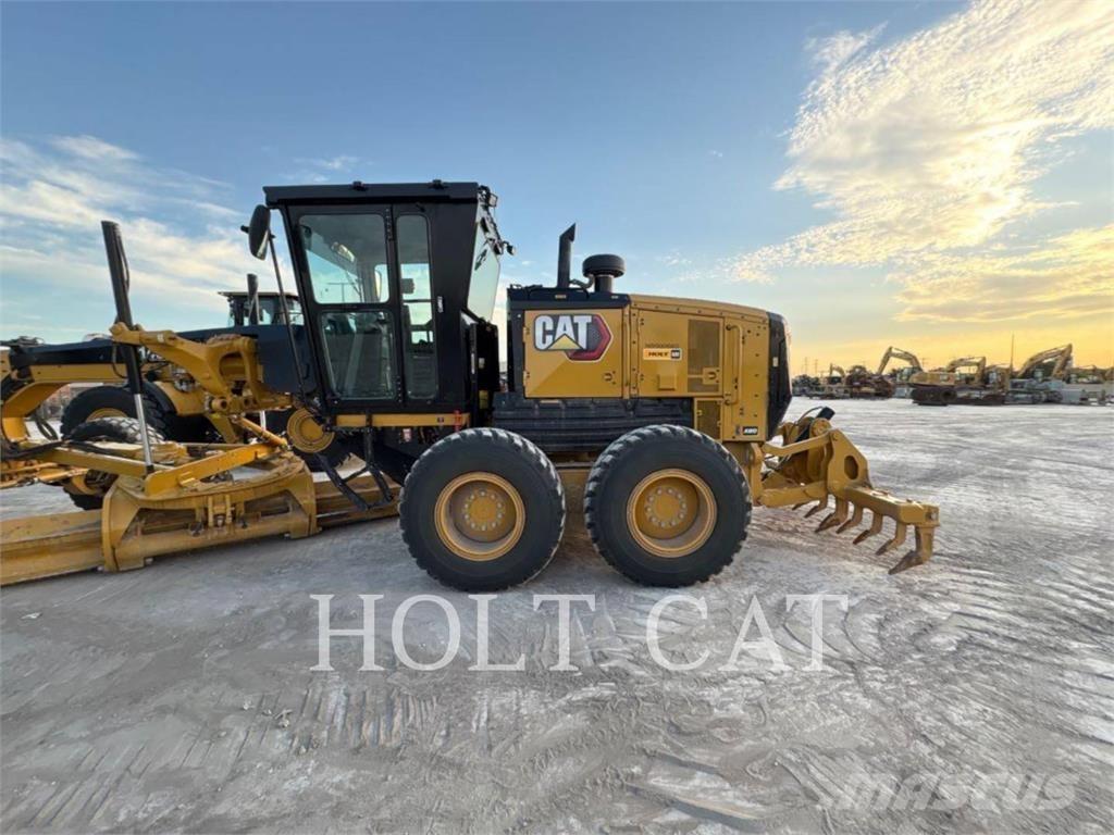 CAT 140 AWD Niveleuse