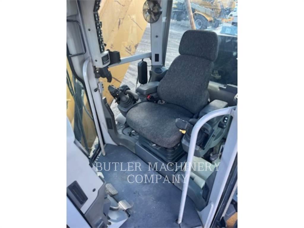 CAT 140 M2 Niveleuse